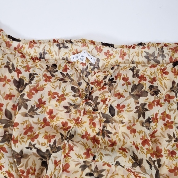 *Free With Purchase* Y2K long sleeve sheer blouse wrinkled texture floral - Picture 4 of 12